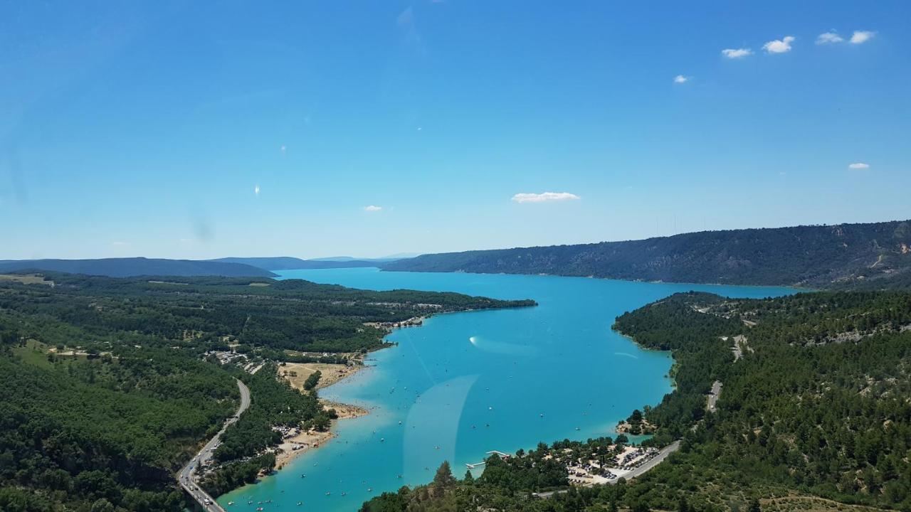 Ibis Manosque Cadarache Hotel ภายนอก รูปภาพ