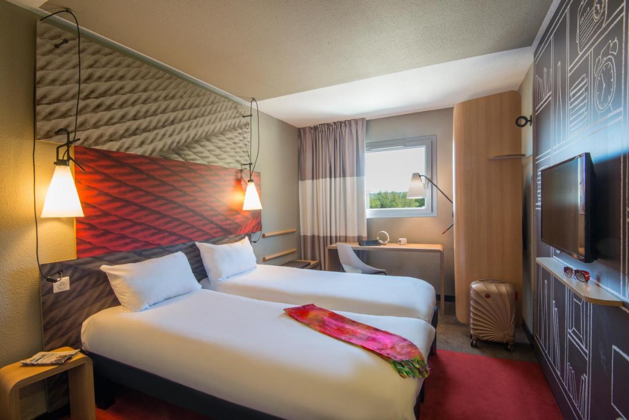 Ibis Manosque Cadarache Hotel ภายนอก รูปภาพ